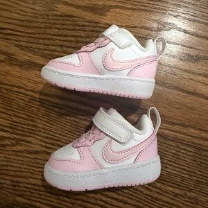 Nike Baby Sneakers in White and Pink